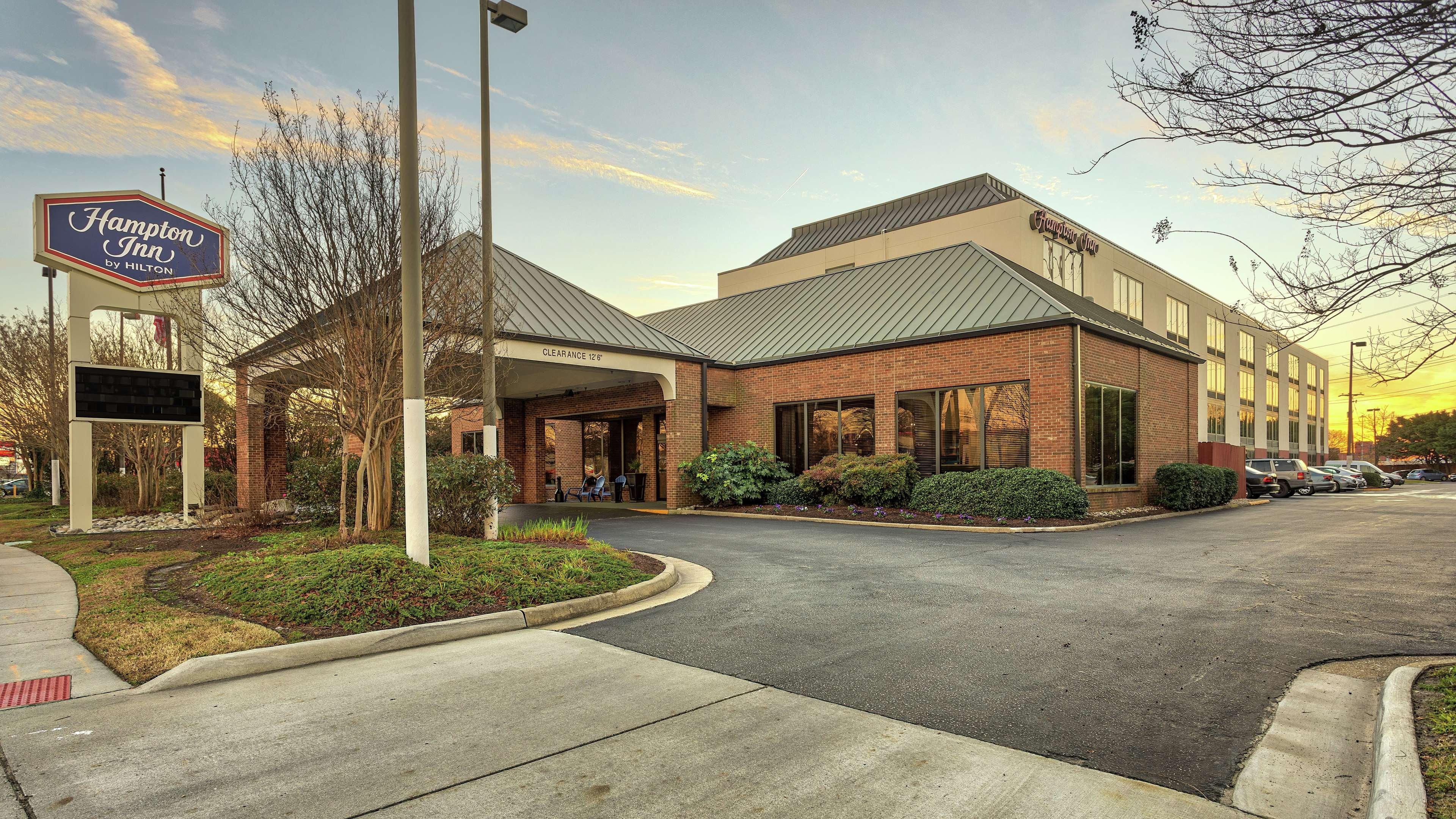 Hampton Inn Norfolk-Naval Base Экстерьер фото
